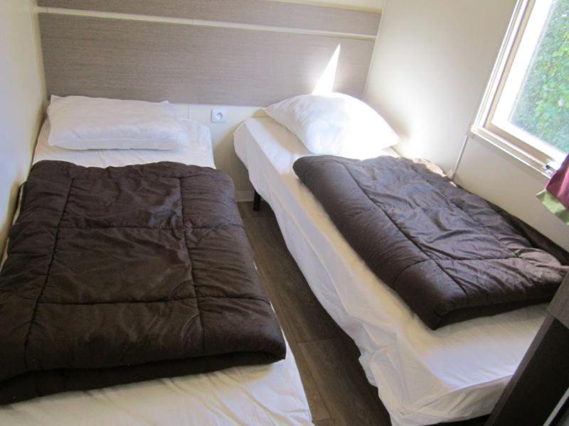 ホテル Camping Le Colporteur Le Bourg-dʼOisans エクステリア 写真